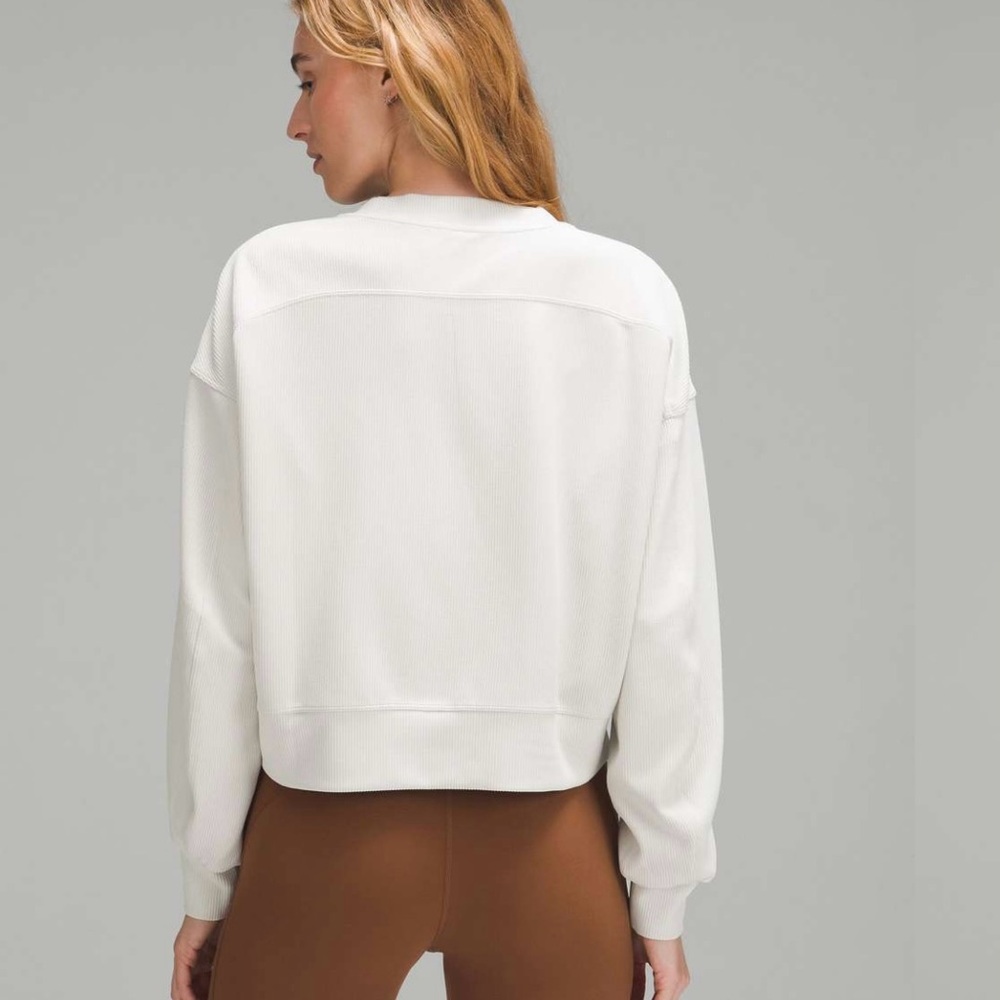 Lululemon Athletica Softstreme Ribbed Bone Perfectly Oversized Cropped Crew - Picture 3 of 6
